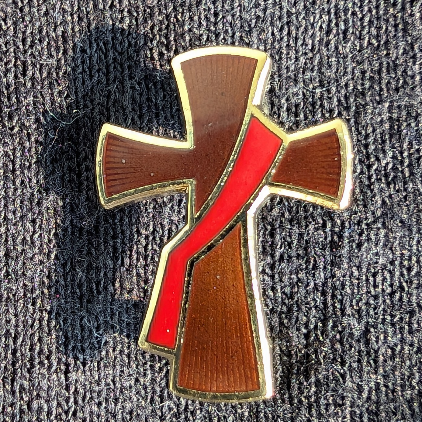 Deacon Pin small